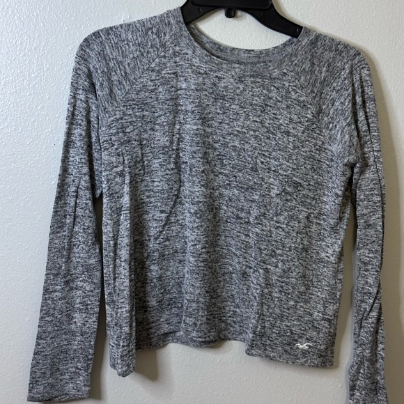 Hollister Women Must Have Collection Gray Longsleeve Shirt Size XS - Picture 2 of 7
